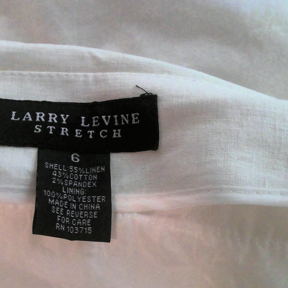 Larry Levine white pencil skirt, excellent condition. - Picture 5 of 5